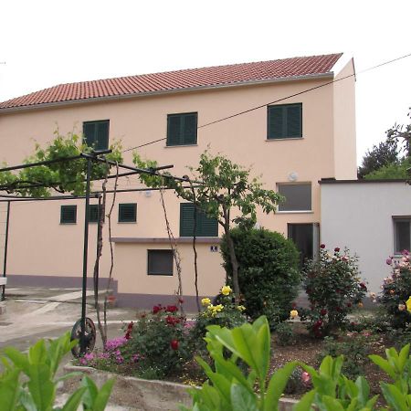 Room Bioci Sibenik Luaran gambar