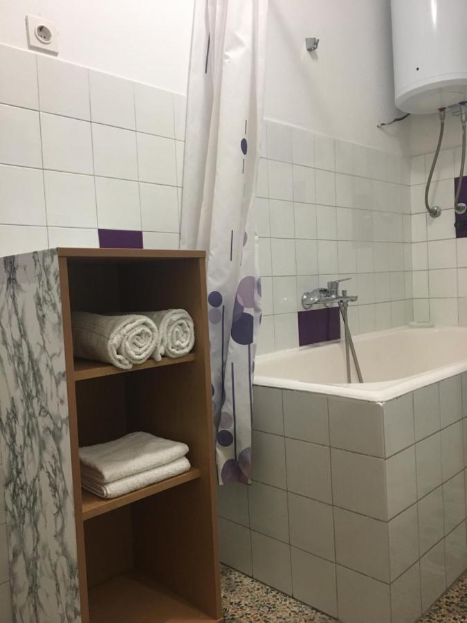 Room Bioci Sibenik Luaran gambar